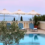 Amaryllis Aparthotel 3*