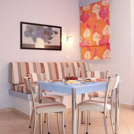 Amaryllis Hotel apartamentowy Tolón