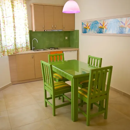 Amaryllis Aparthotel Tolón