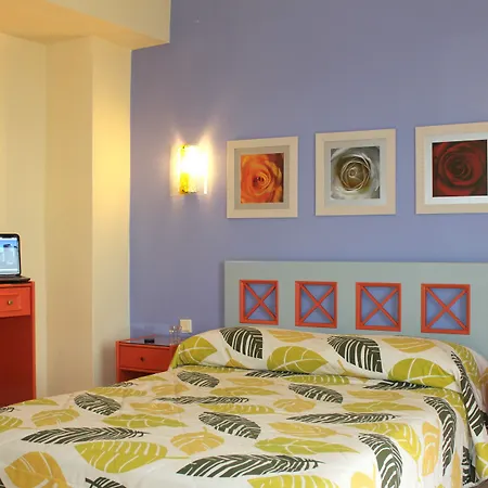 Amaryllis Aparthotel