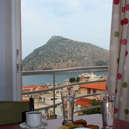 Ξενοδοχείο με διαμερίσματα Amaryllis Τολό