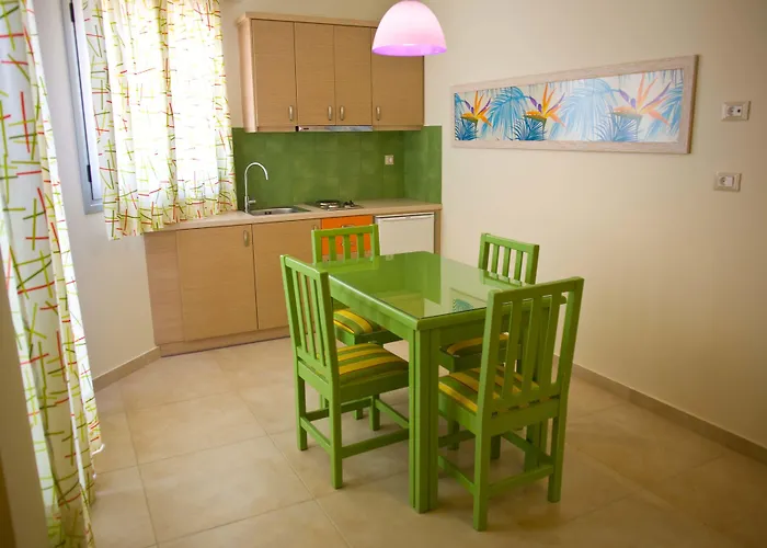 Amaryllis Hotel apartamentowy Tolón